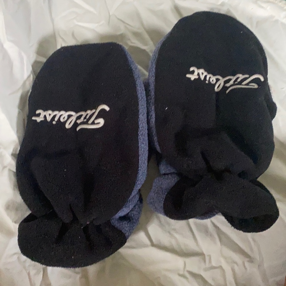 Titleist oversized mittens